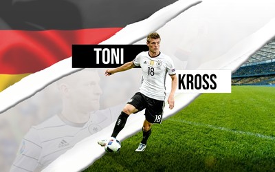 BET5体育精华-C罗与B费终于连线