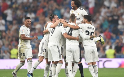 BET5体育焦点-佩德里又秀神技这球太丝滑了